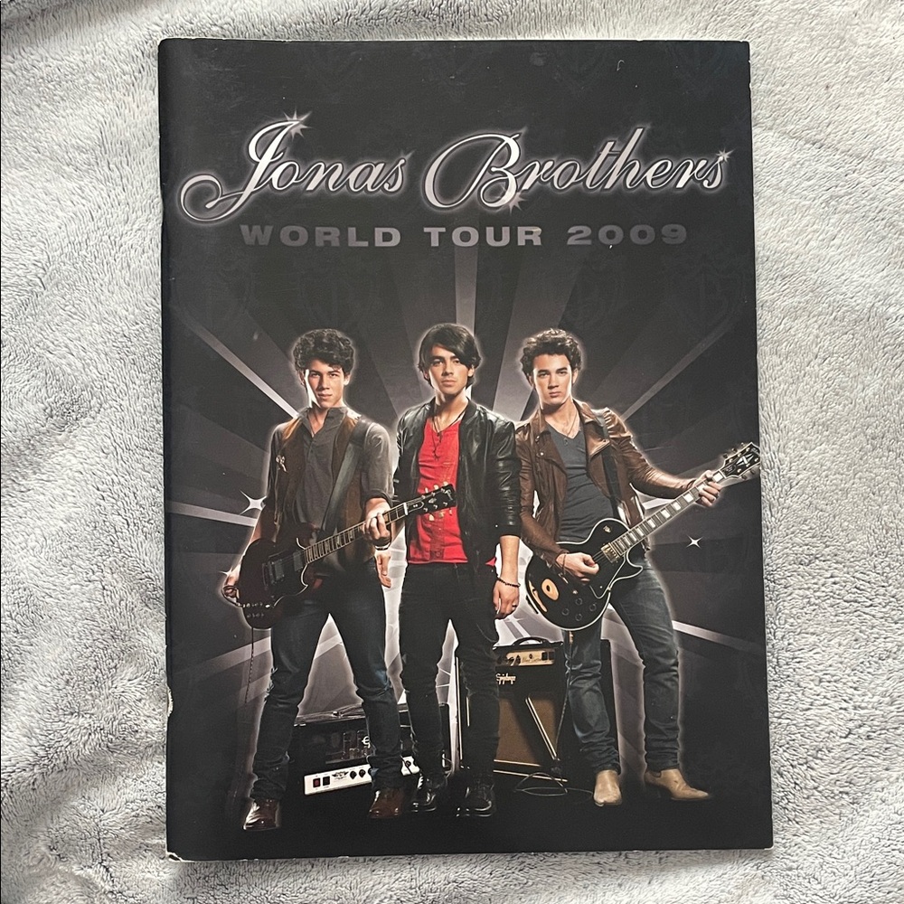 Jonas Brothers World Tour 2009 Program